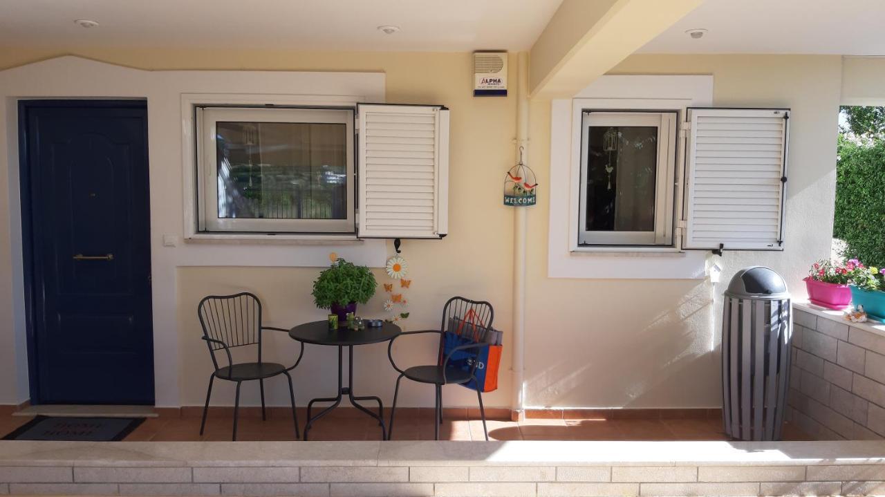 Iris-Gogo House Apartamento Náuplia Exterior foto